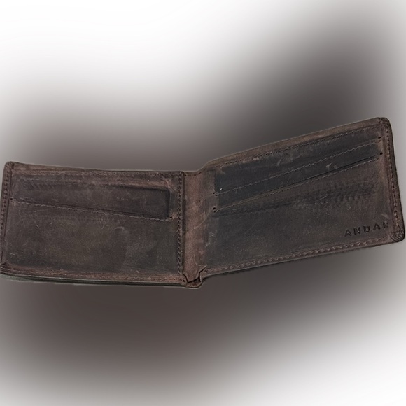 ANDAR Bi-Fold Wallet 💵 - Picture 2 of 3